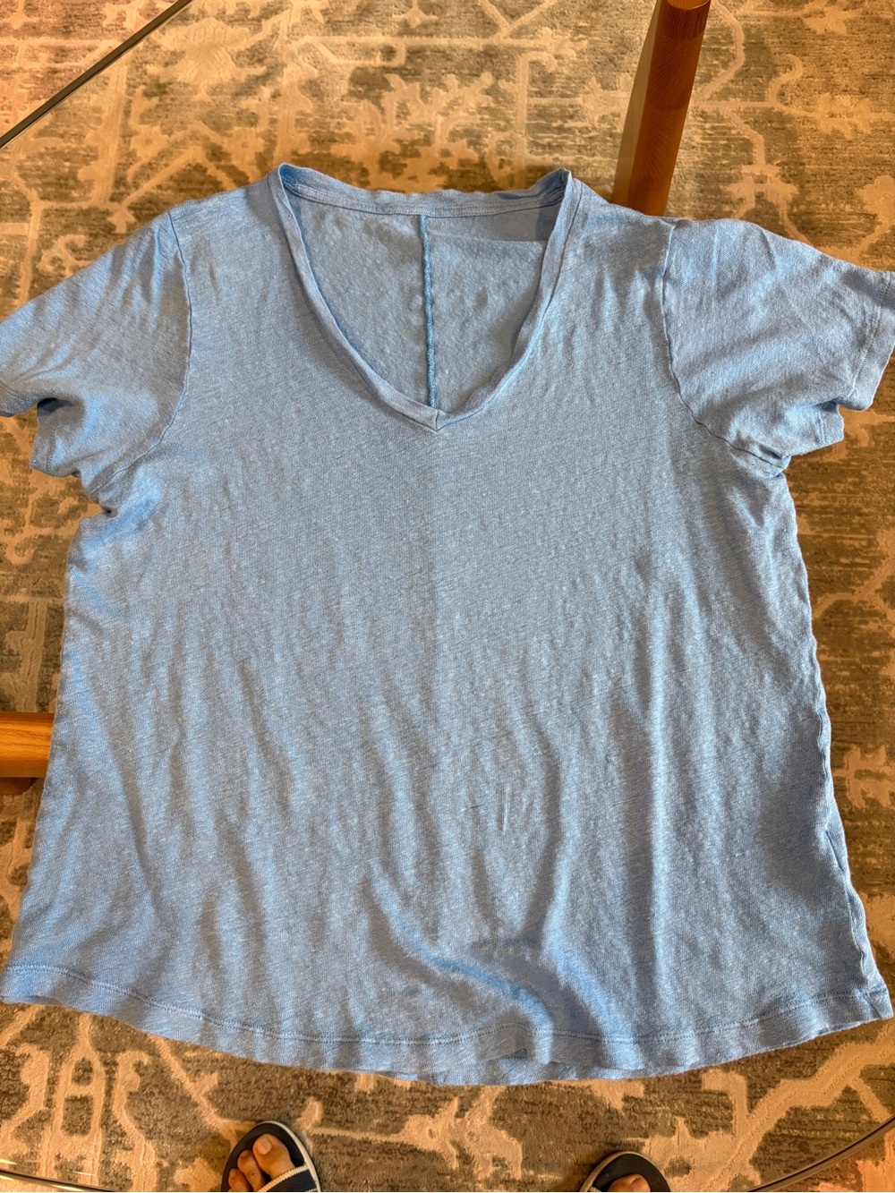 Vineyard Vibes Light Blue V-Neck linen t shirt size large approximately